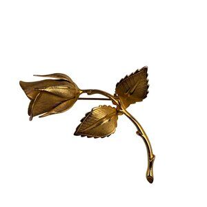 Giovanni Womens Gold Tone Metal Rose Brooch Floral Pin Vintage Jewelry